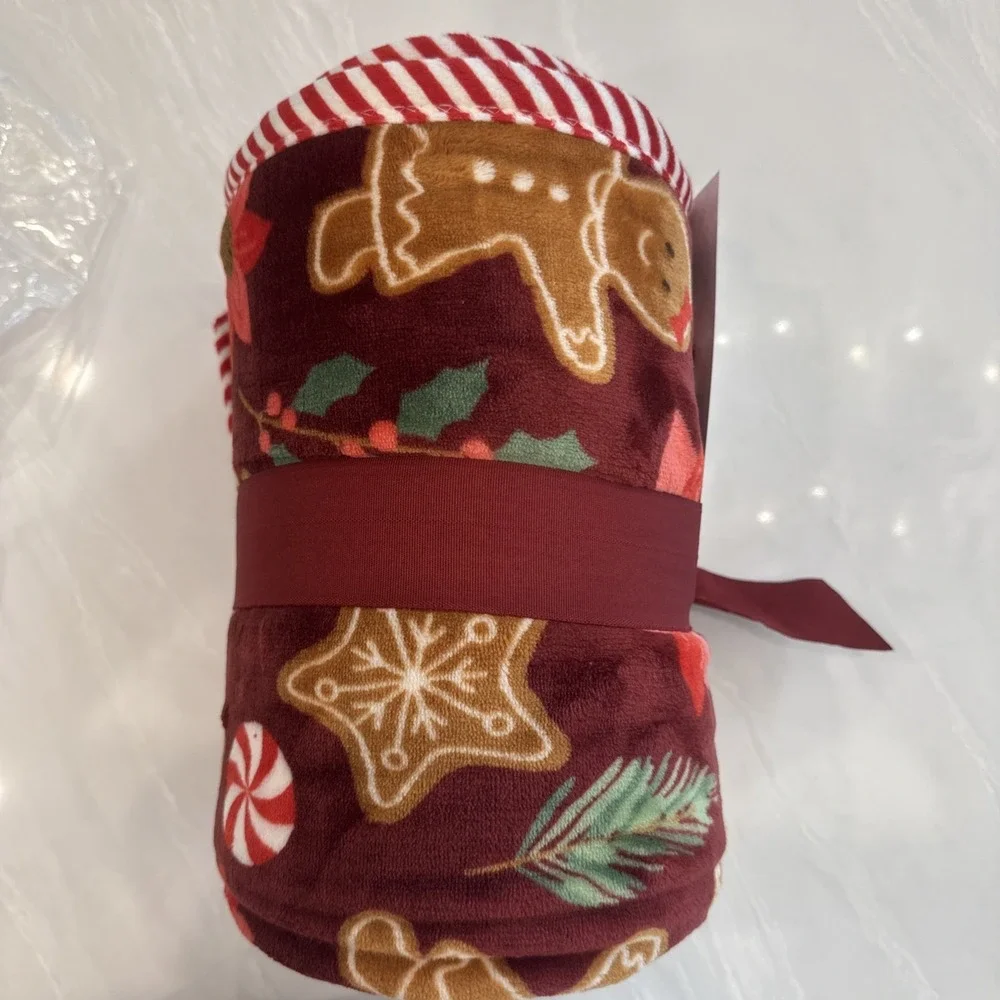 NEW Kringle Express 60x80 Gingerbread Holiday Throw Blanket Printed Border